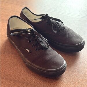VANS -  Black Canvas Classic Sneakers